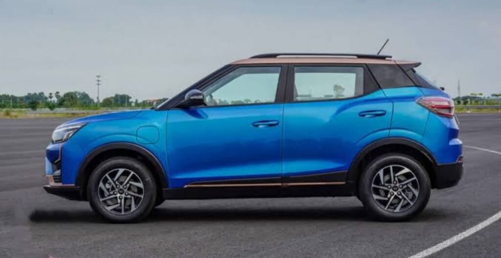Mahindra XUV400 EV 2025 महिंद्रा एक स्टाइलिश