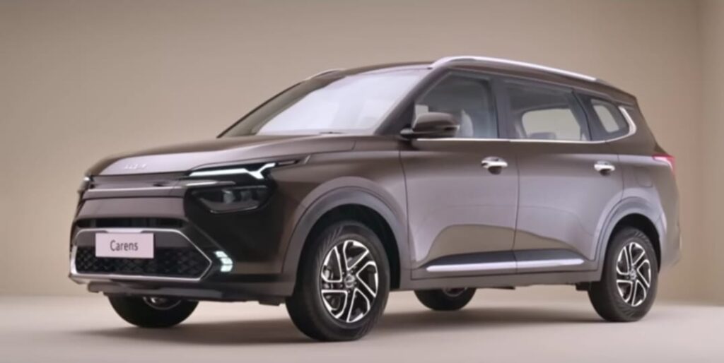 New Kia Carens 2025